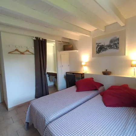 Domaine Jardin D'en Naoua 3* Maubec (Tarn-et-Garonne)